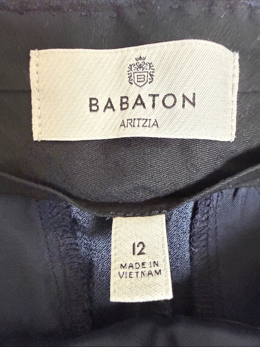 Aritzia Navy Straight-Leg Tailored Trousers - Picture 2 of 8